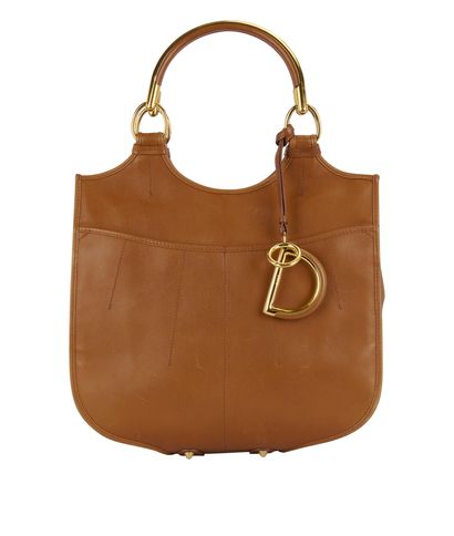 61 Tote, front view